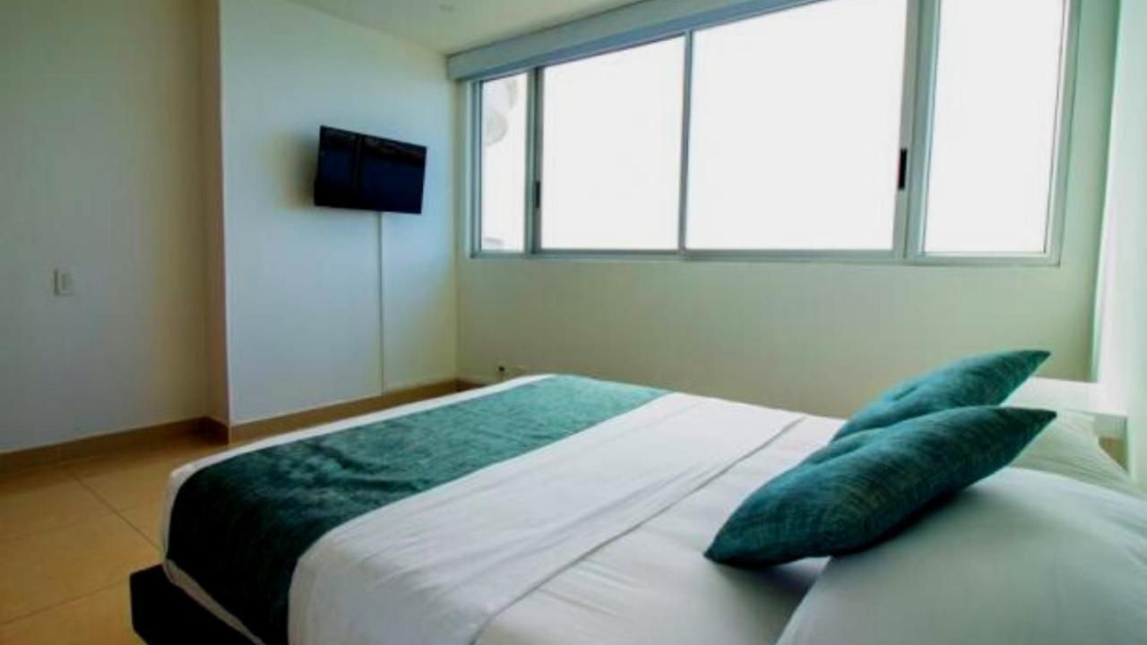 Apartamento Familiar Con Vista Al Mar En Bocagrande *