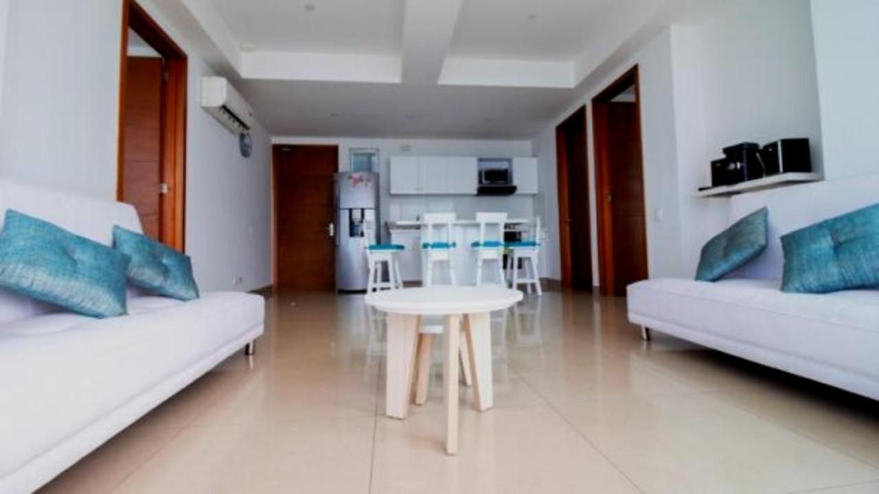 Apartamento Familiar Con Vista Al Mar En Bocagrande